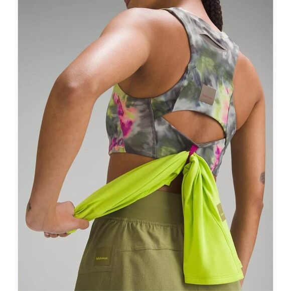 Lululemon Storage Hike Bra size 4 - Picture 3 of 6